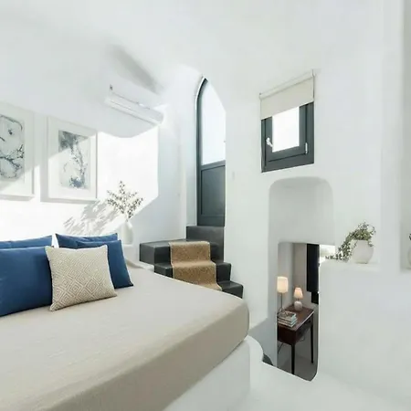 Dionysos Wine Stay, Mountain Views Emporio (Santorini)